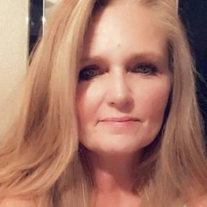 Meet your Posher, Carol